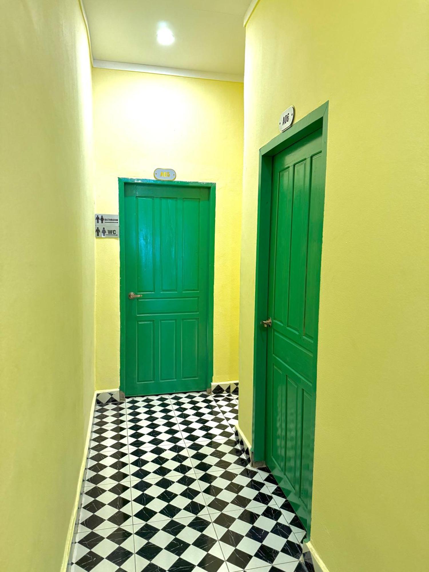 Golden Dragon House Vang Vieng Exterior photo